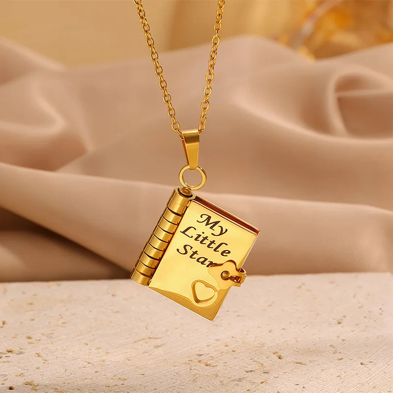 My Little Star openable book necklace — for daughter with 6 engraved pages (11)