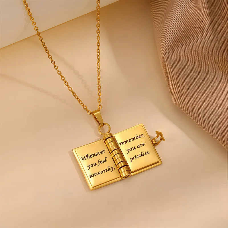 My Little Star openable book necklace — for daughter with 6 engraved pages (7)